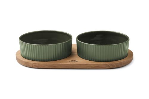Comedero doble para perros Kronborg de DOG Copenhagen. Cerámica porcelana verde  y madera 2