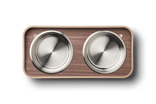 Comedero doble para perros Skagen de DOG Copenhagen. Nogal 3